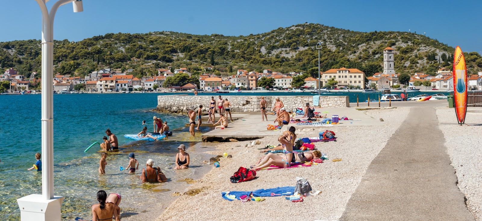 Sandee Beach Tisno