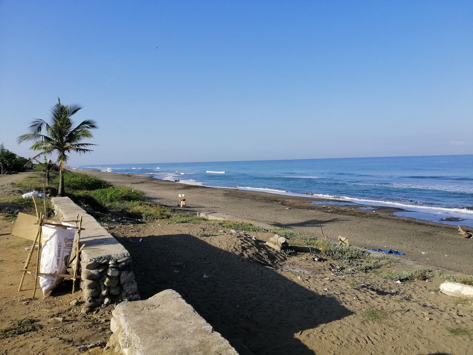 Sandee Luba Beach