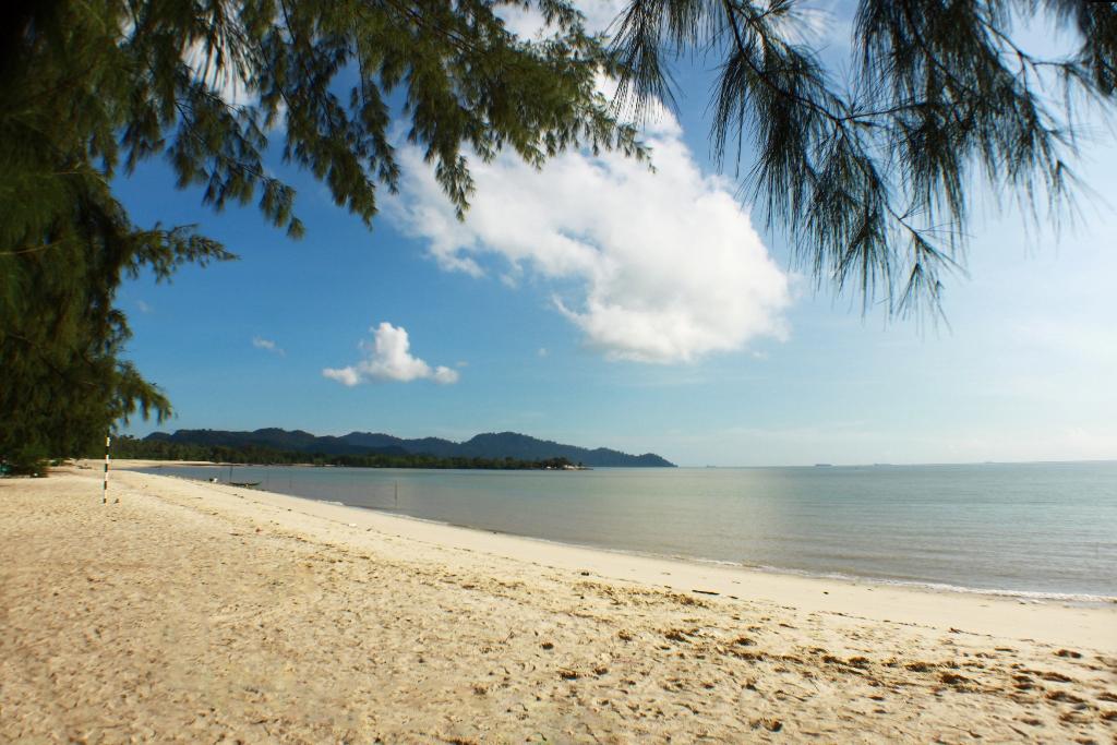 Sandee Pongkar Beach